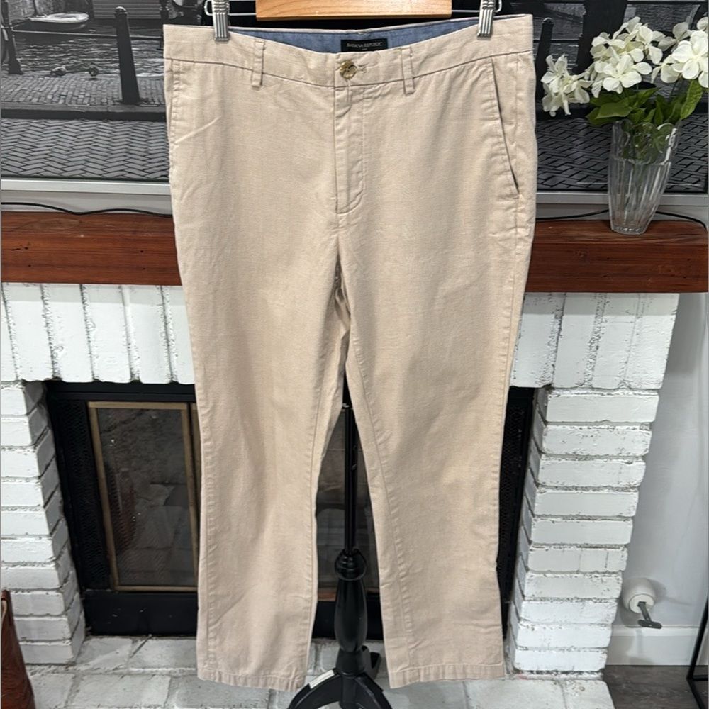 Banana Republic Mens Chino Pants khaki Tan Aiden Fit 33x32 100% Cotton